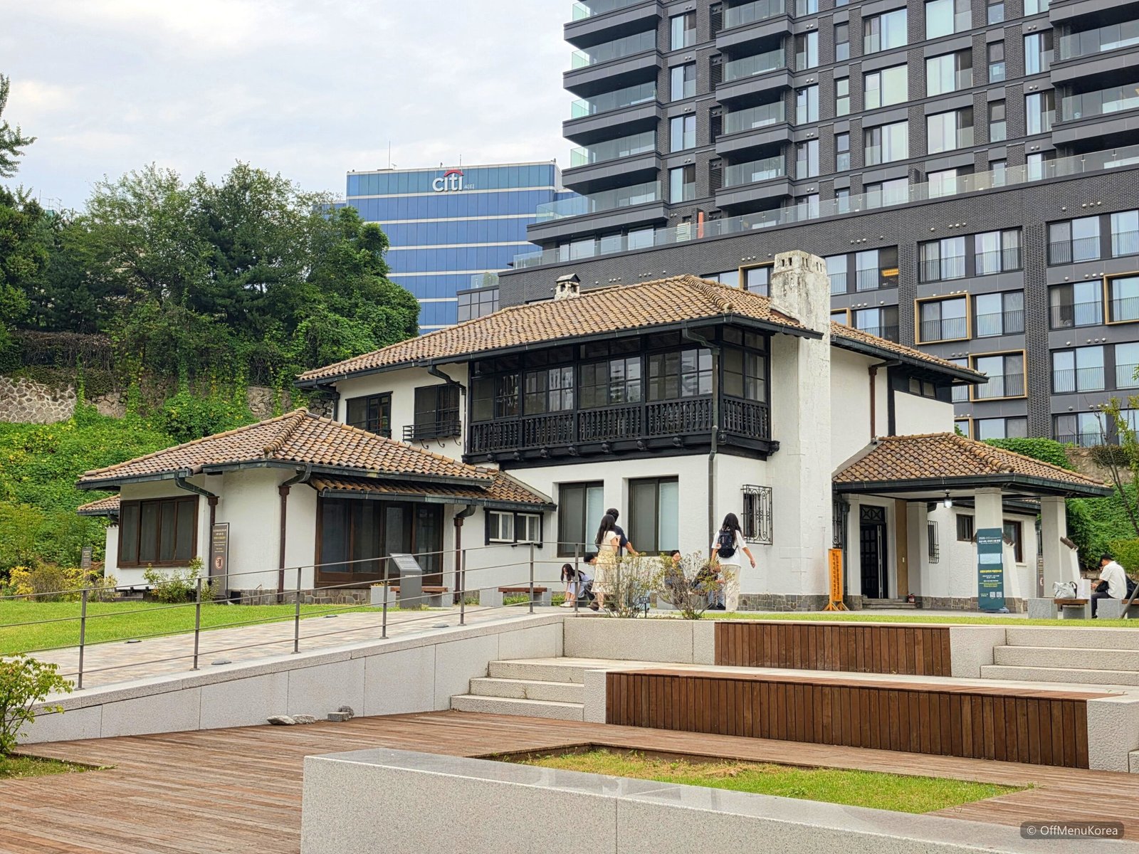 Director's Residence of Chosun Savings Bank, a 1938 house near Deoksugung Palace